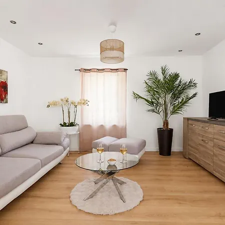 Vue Vignoble T4 Avec Terrasse Pres Colmar Obermorschwihr