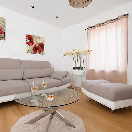 Vue Vignoble T4 Avec Terrasse Pres Colmar Appartement